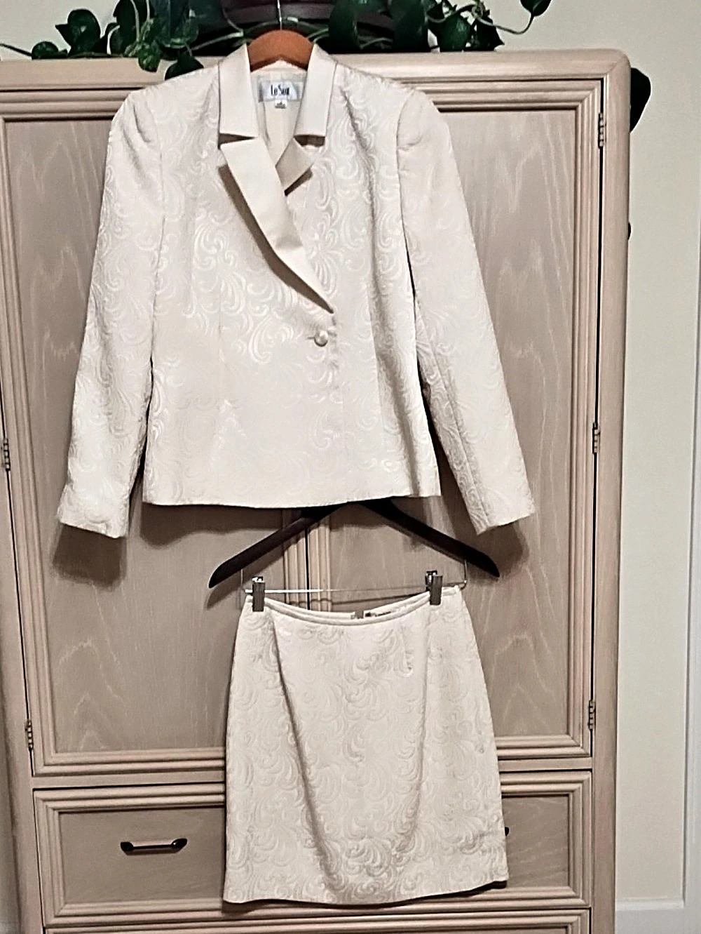 Le Suit Brocade Skirt Suit in White Like New